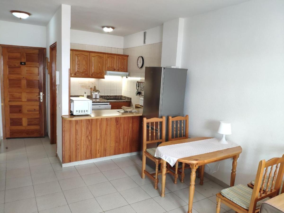 аппартаметы Seguro De Sol Playa De La Arena Apartment *