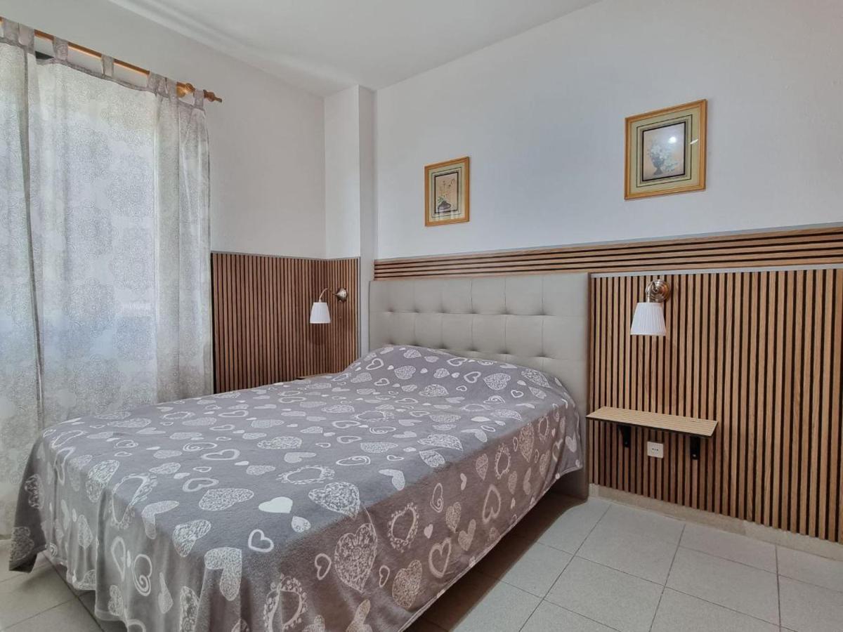 аппартаметы Seguro De Sol Playa De La Arena Apartment Puerto de Santiago (Tenerife)