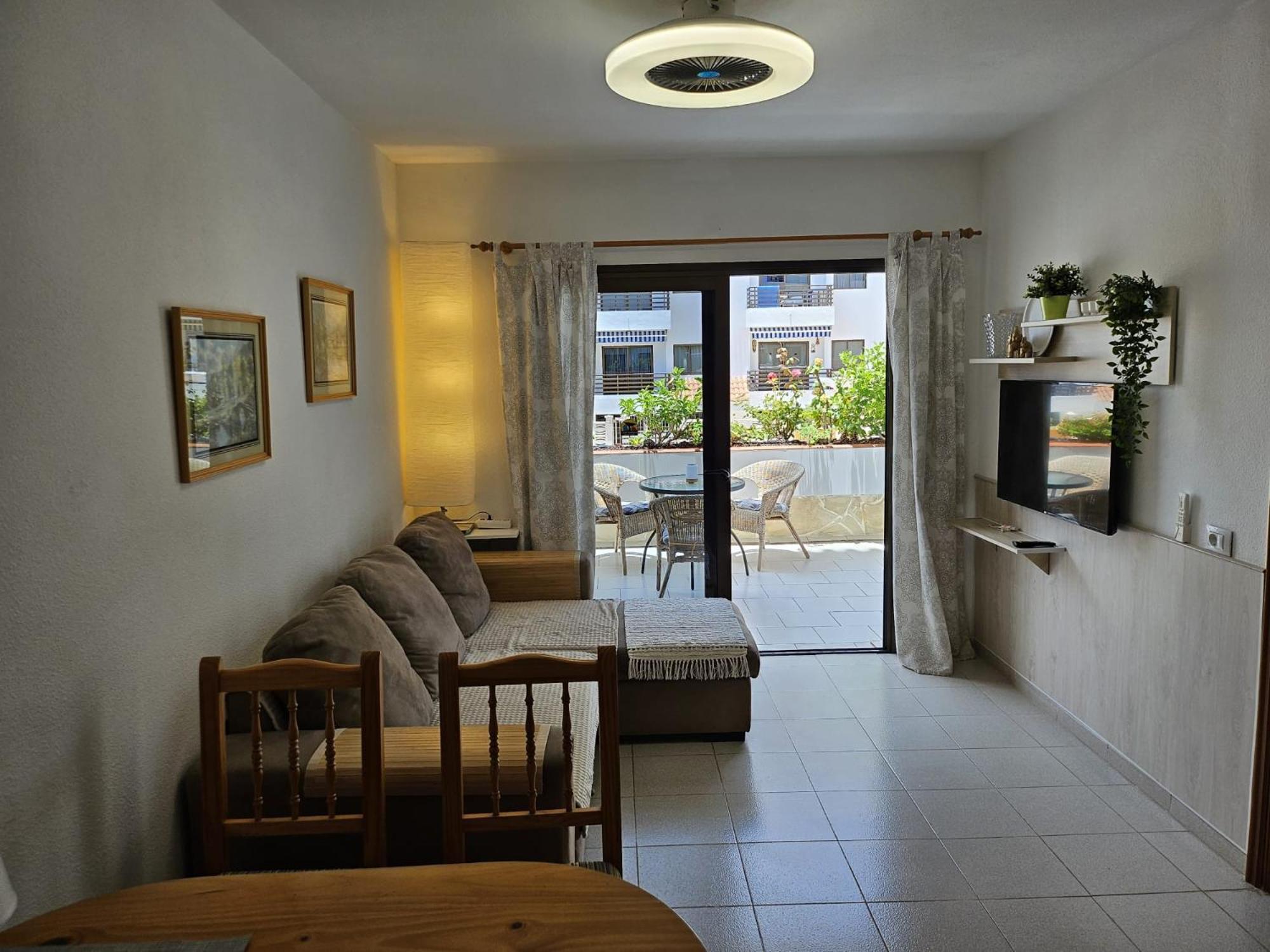 аппартаметы Seguro De Sol Playa De La Arena Apartment Puerto de Santiago (Tenerife)